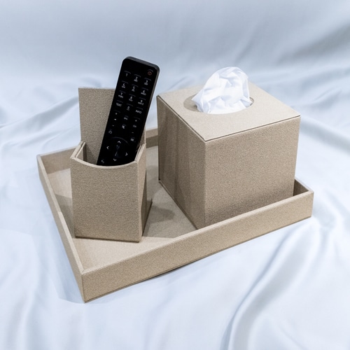 Hotelový set béžový- stojanek na dialkove, box na servitky a podnos 25x30 cm